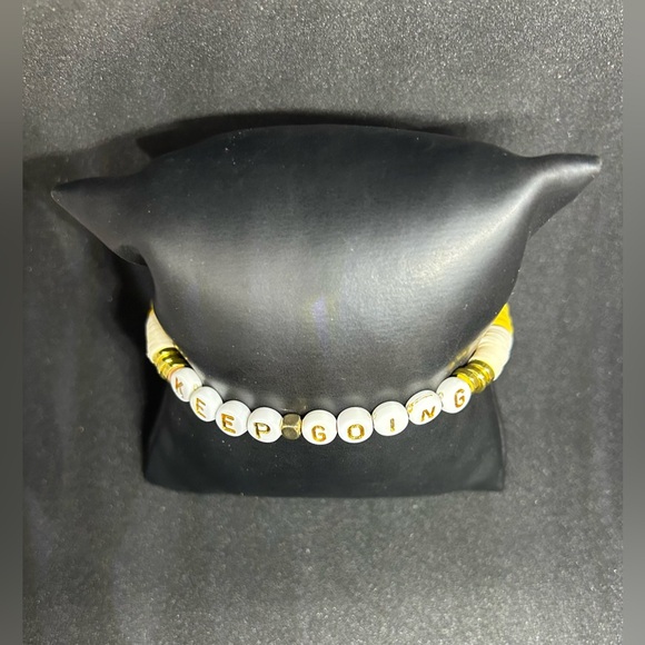 Keep Going (Motivational) Heishi Bracelet - Picture 2 of 7